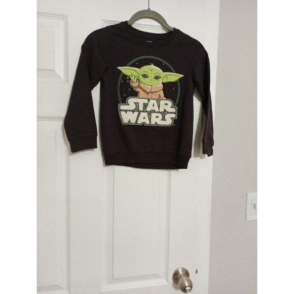 Star Wars Other - Boys Star Wars Crew Neck Soft Black Yoda Pullover Sweater Size 7